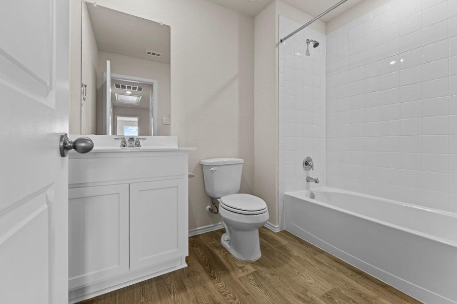 Furnished interior view inside a new home in Sunset Oaks, Maxwell (Image 8). Furnished interior view inside a new home in Sunset Oaks, Maxwell (Image 8).