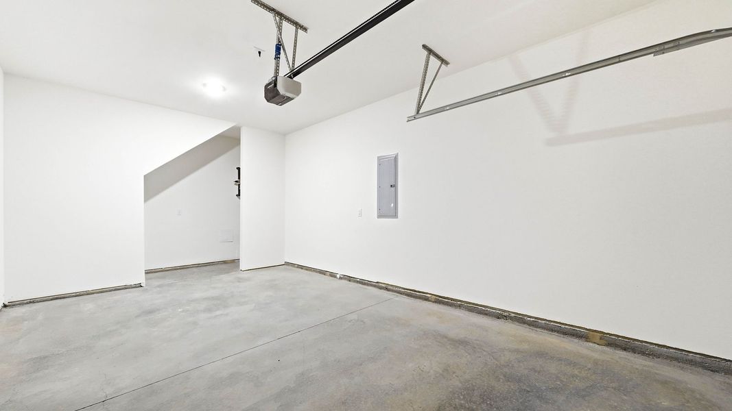 Spacious, unfurnished interior of a new home in The Arbor Townhomes, Kingsport (Image 26). Spacious, unfurnished interior of a new home in The Arbor Townhomes, Kingsport (Image 26).