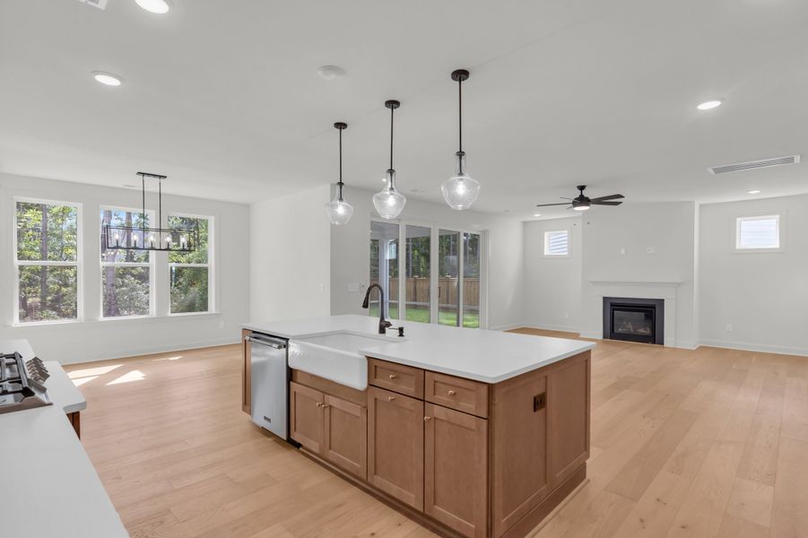 Representative furnished interior of a home built from the The Hampton by RobuckHomes in Stonehenge, Raleigh (Image 66).