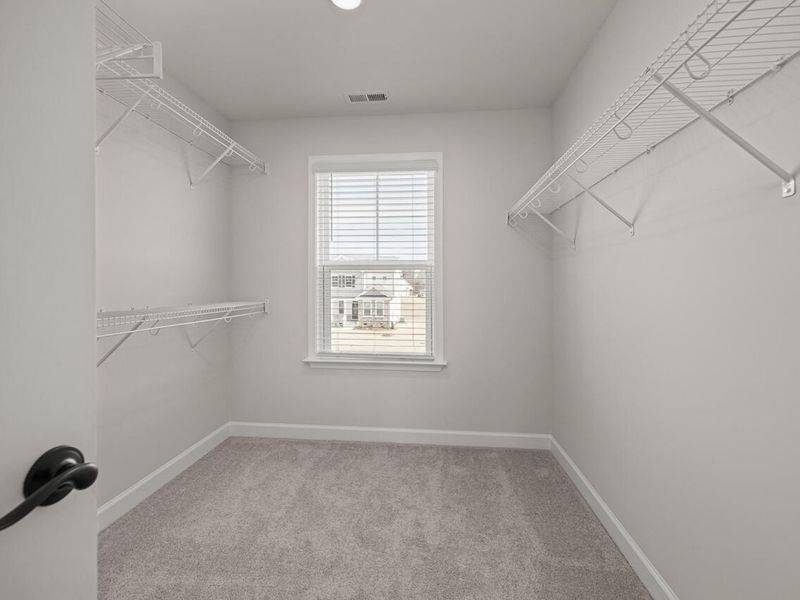 Spacious, unfurnished interior of a new home in Tobacco Road, Angier (Image 24).