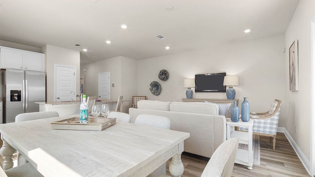 Representative furnished interior of a home built from the Palm Exterior by D.R. Horton in Hawks Landing Townhomes, Santa Rosa Beach (Image 12).