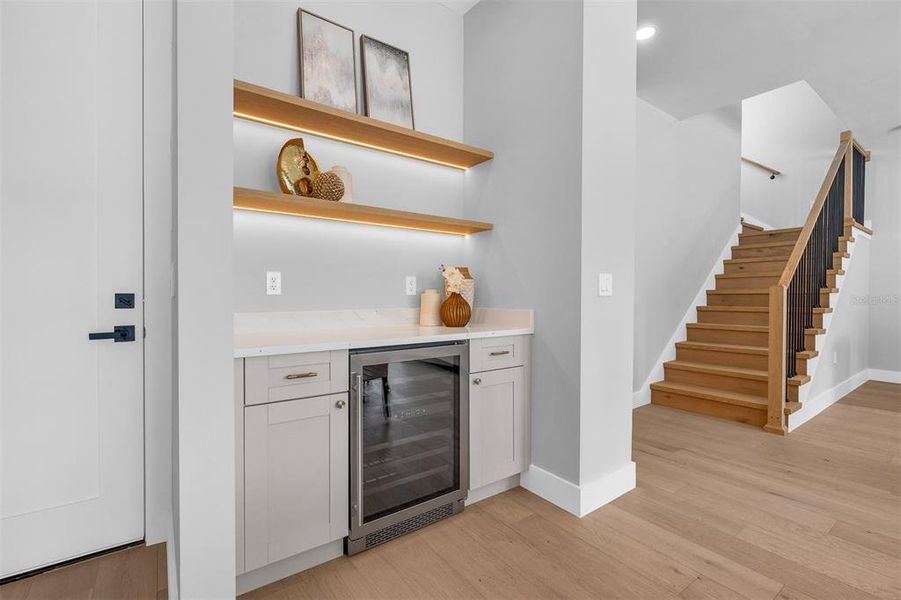 Furnished interior view inside a new home in College Park, Orlando (Image 10).