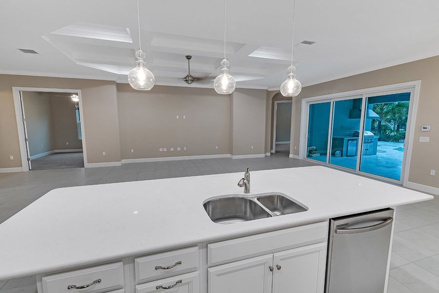 Sawgrass with Bonus Kitchen Island