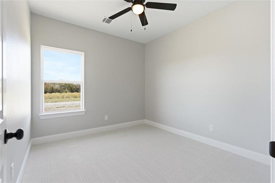 Spacious, unfurnished interior of a new home in , Tom Bean (Image 18).