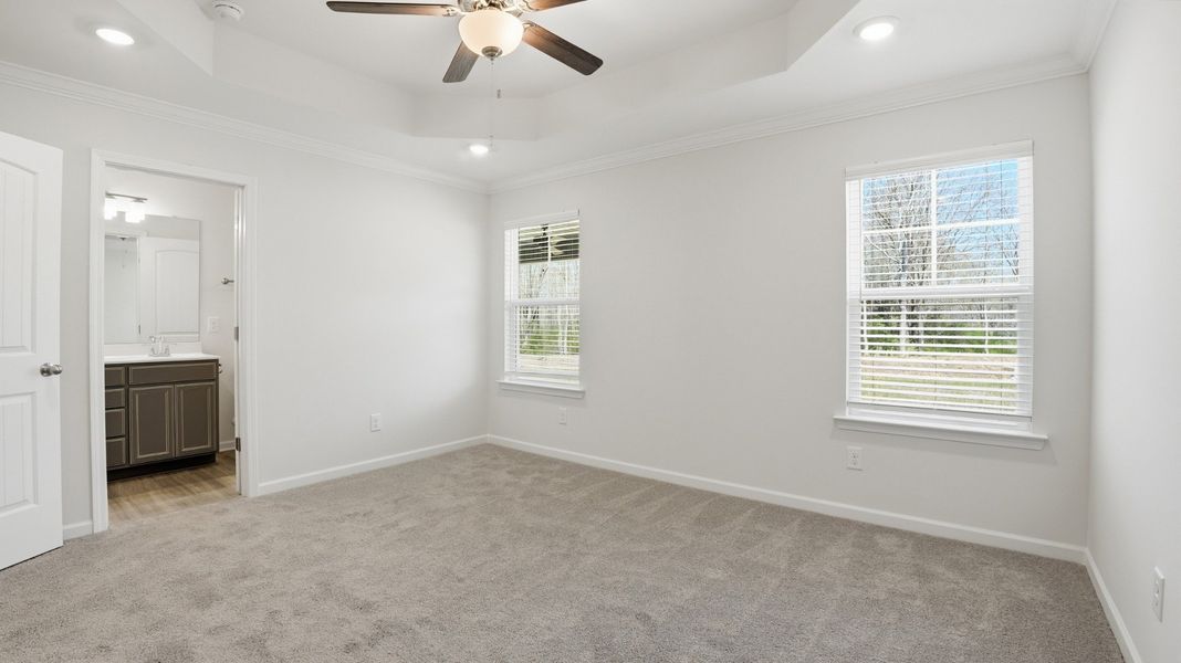 Spacious, unfurnished interior of a new home in Stillwater, Tullahoma (Image 15).