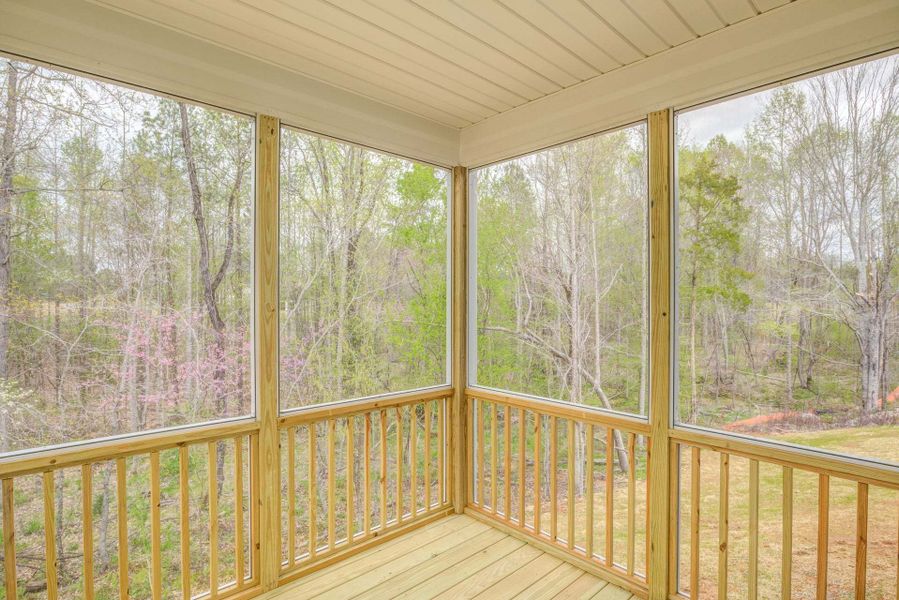 Representative unfurnished interior of a home built from the Bladen by Caviness & Cates Communities in Maggie Way, Wendell (Image 181).