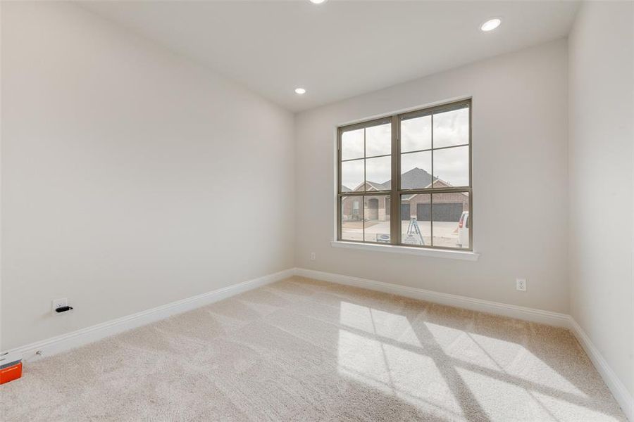 Spacious, unfurnished interior of a new home in Sutton Fields, Celina (Image 23).