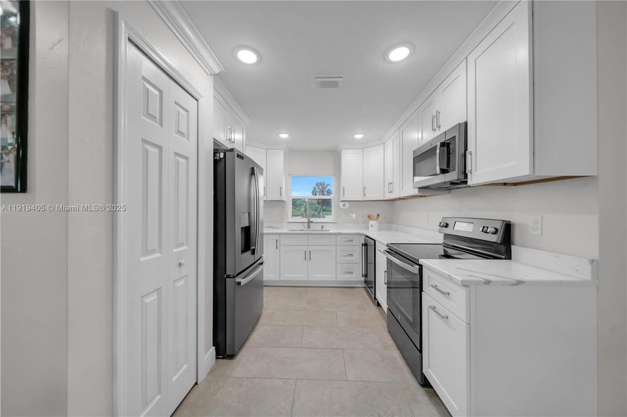 Furnished interior view inside a new home in , Lehigh Acres (Image 5). Furnished interior view inside a new home in , Lehigh Acres (Image 5).