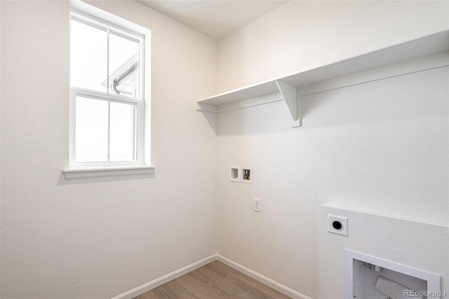 Image 32 of a home in Farmlore.