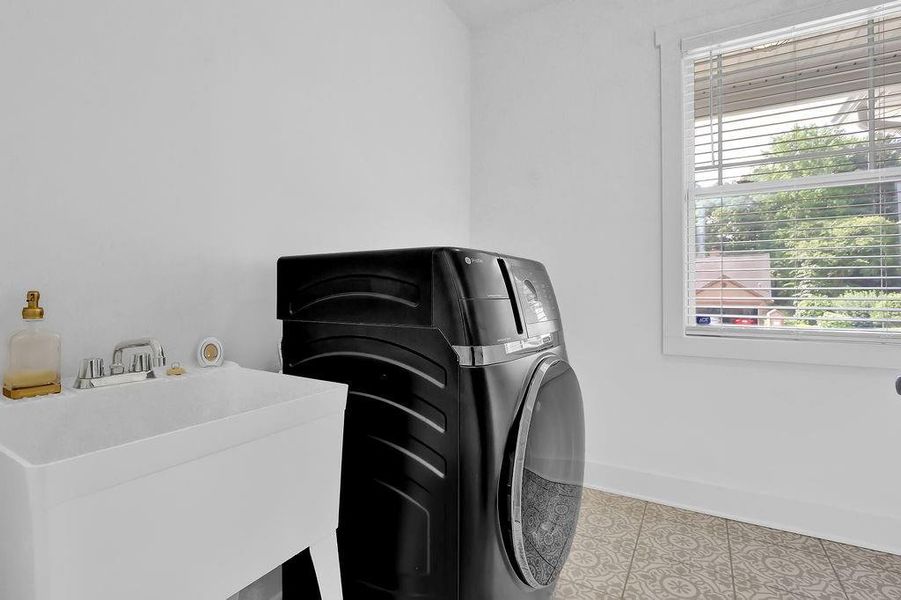 Furnished interior view inside a new home in , Lawrenceville (Image 17).