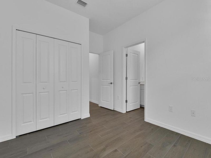 Spacious, unfurnished interior of a new home in Willow, Punta Gorda (Image 22).