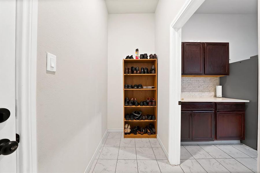 Furnished interior view inside a new home in , Fate (Image 29).
