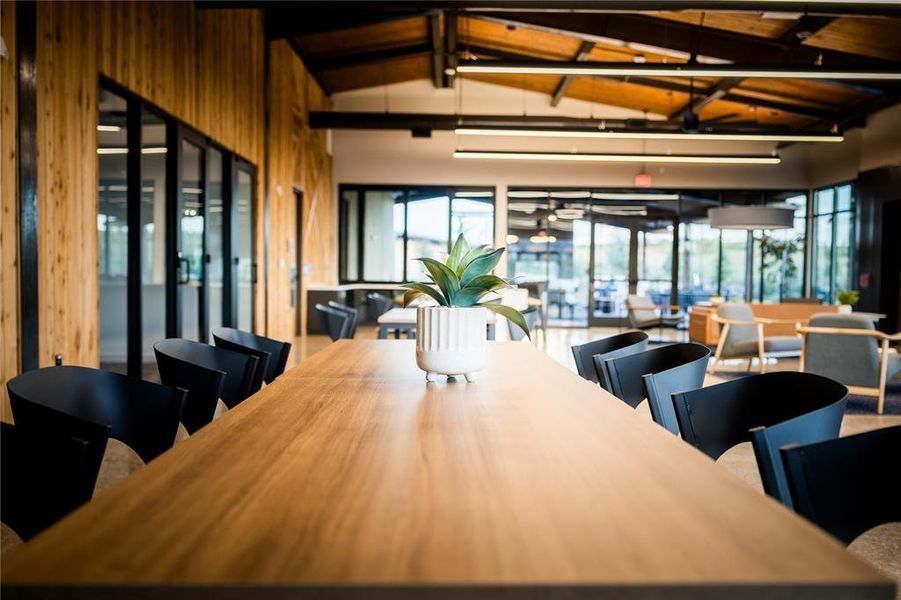 Community amenities in , Newark (Image 16).