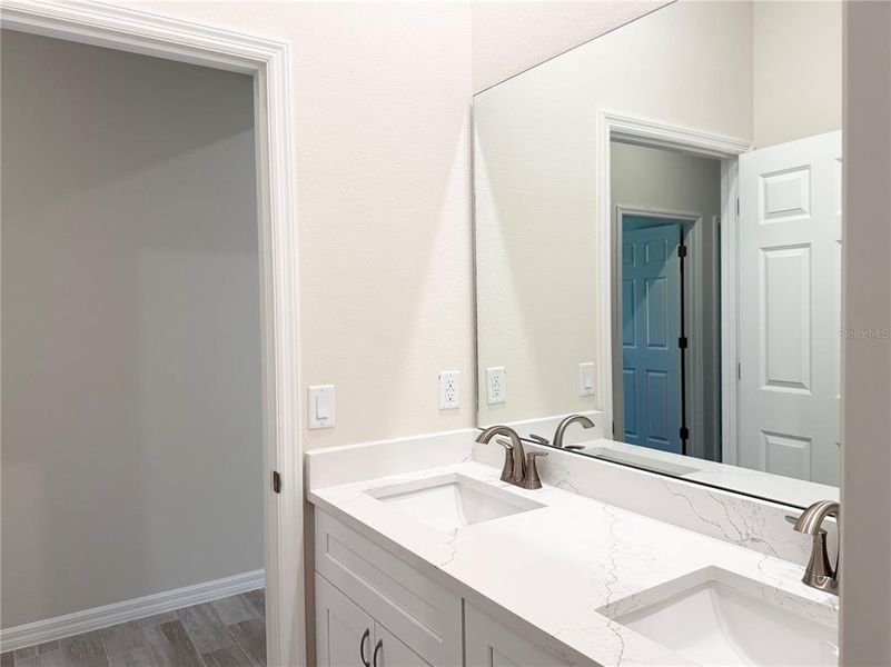 Image 52 of a home in .