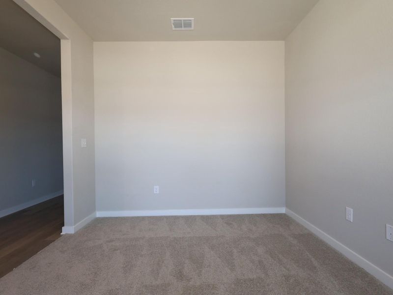 Spacious, unfurnished interior of a new home in Cascades at Onion Creek, Austin (Image 12).