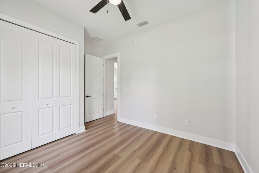 Spacious, unfurnished interior of a new home in , Palatka (Image 25).