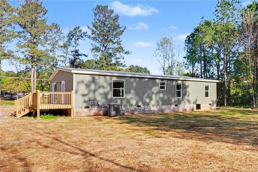 Exterior details and patio area of a home in , Cedartown (Image 16).