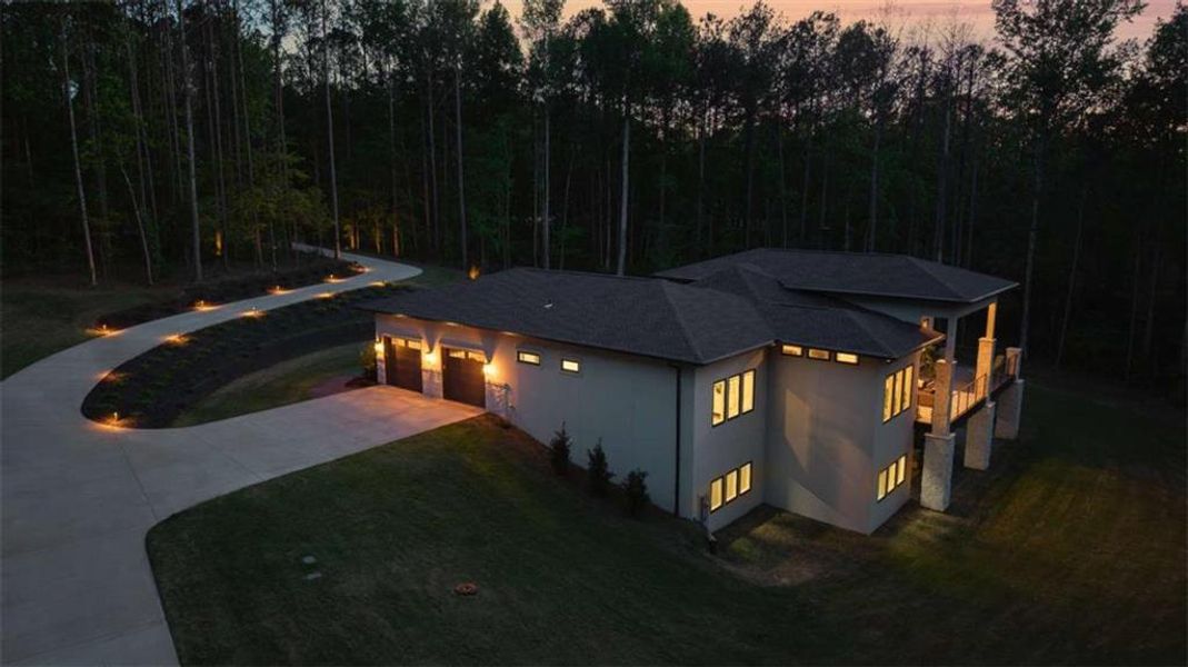 Image 52 of a home in .