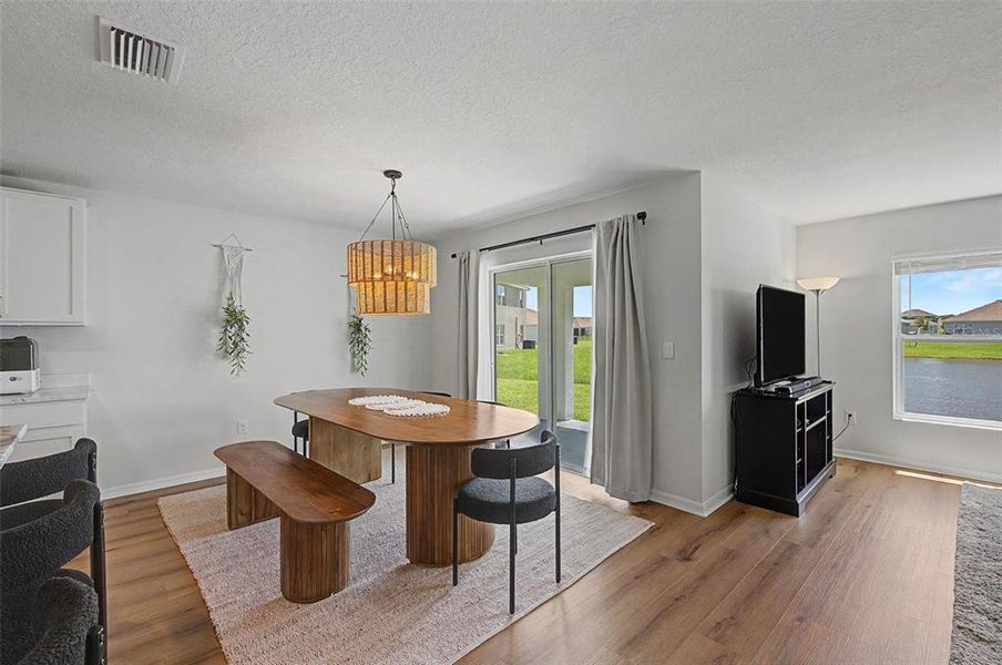 Furnished interior view inside a new home in Mandarin Grove, Palmetto (Image 15).