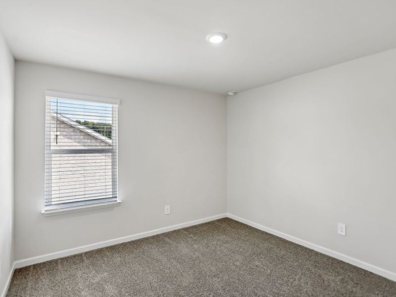 Spacious, unfurnished interior of a new home in Creekside at Oxford Park, Fairburn (Image 17). Spacious, unfurnished interior of a new home in Creekside at Oxford Park, Fairburn (Image 17).