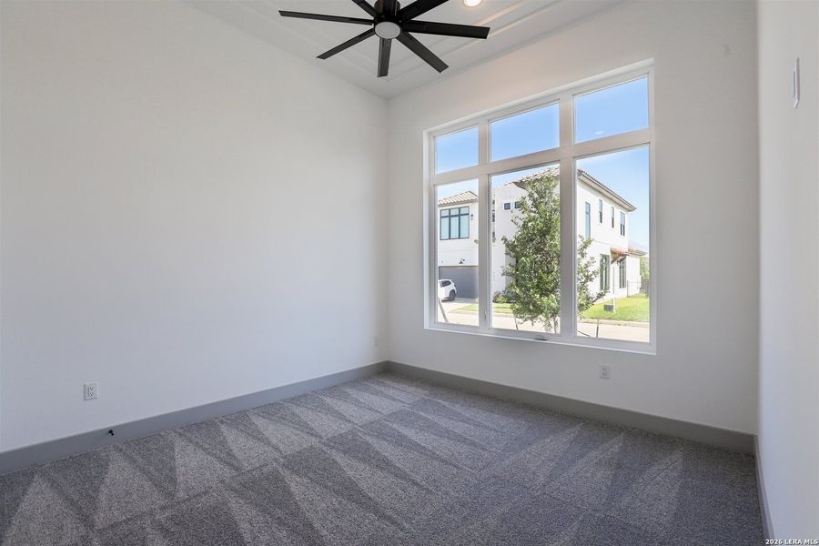 Spacious, unfurnished interior of a new home in , San Antonio (Image 23).