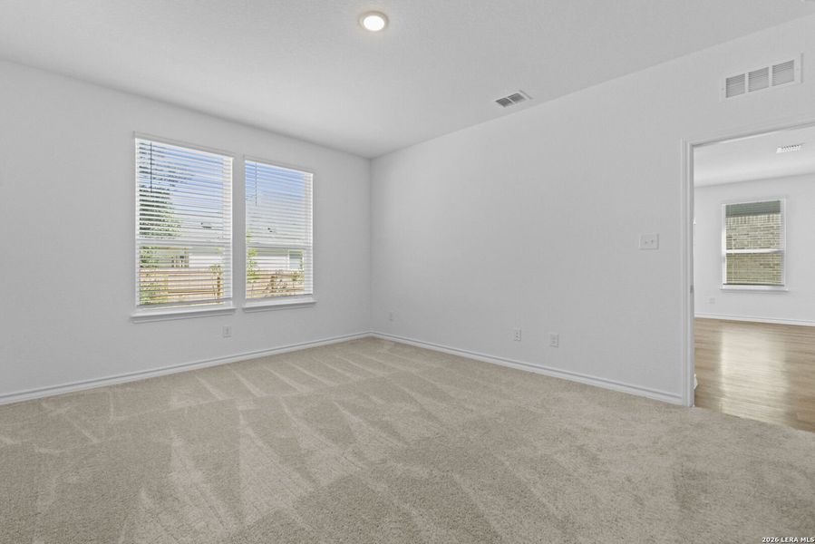 Spacious, unfurnished interior of a new home in Corley Farms, Boerne (Image 12). Spacious, unfurnished interior of a new home in Corley Farms, Boerne (Image 12).