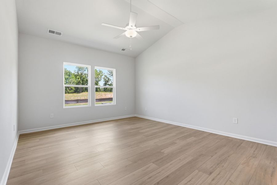 Spacious, unfurnished interior of a new home in Willowbrook, Shelby (Image 16). Spacious, unfurnished interior of a new home in Willowbrook, Shelby (Image 16).