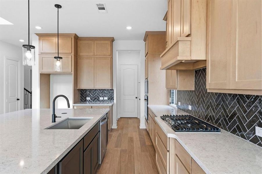 DAL_Hillside Village_Claude_1312 Waterford Drive (15)