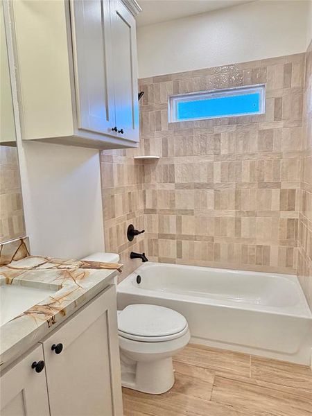 Furnished interior view inside a new home in , Weatherford (Image 6).