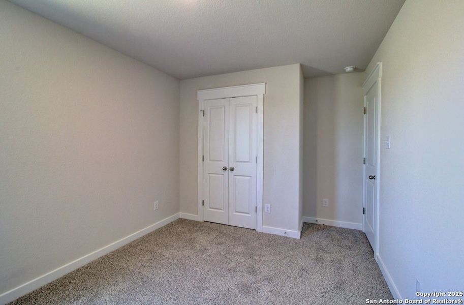 Spacious, unfurnished interior of a new home in Prairie Green, Converse (Image 10).