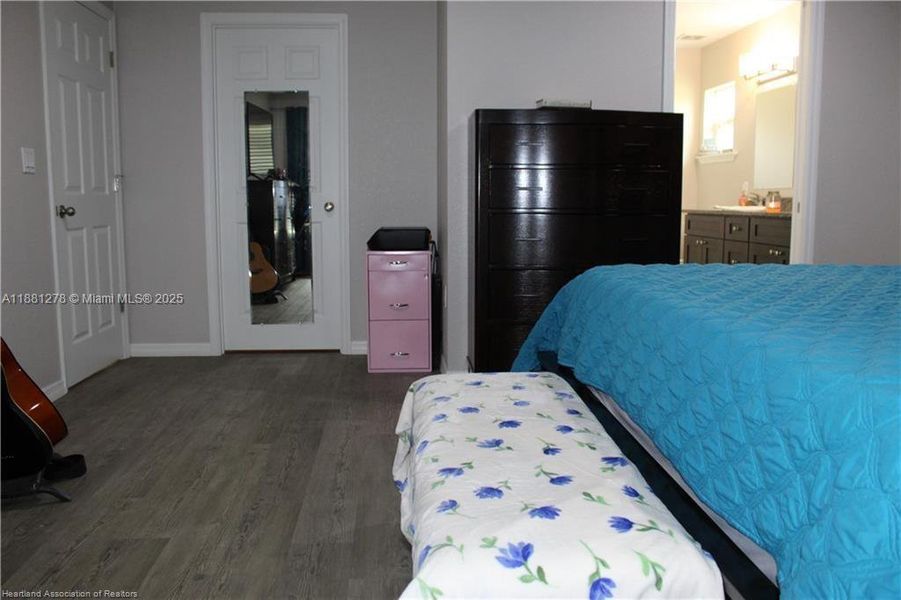 Furnished interior view inside a new home in , Zolfo Springs (Image 12).