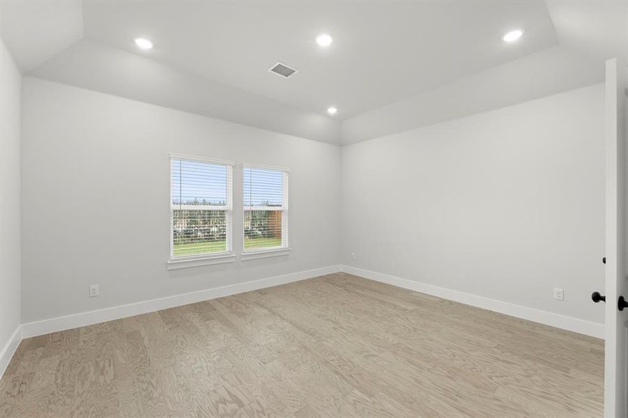 15. 1909 Sapphire - Primary