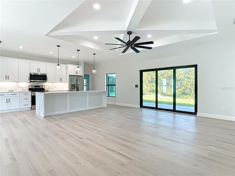 Spacious, unfurnished interior of a new home in , Englewood (Image 23).