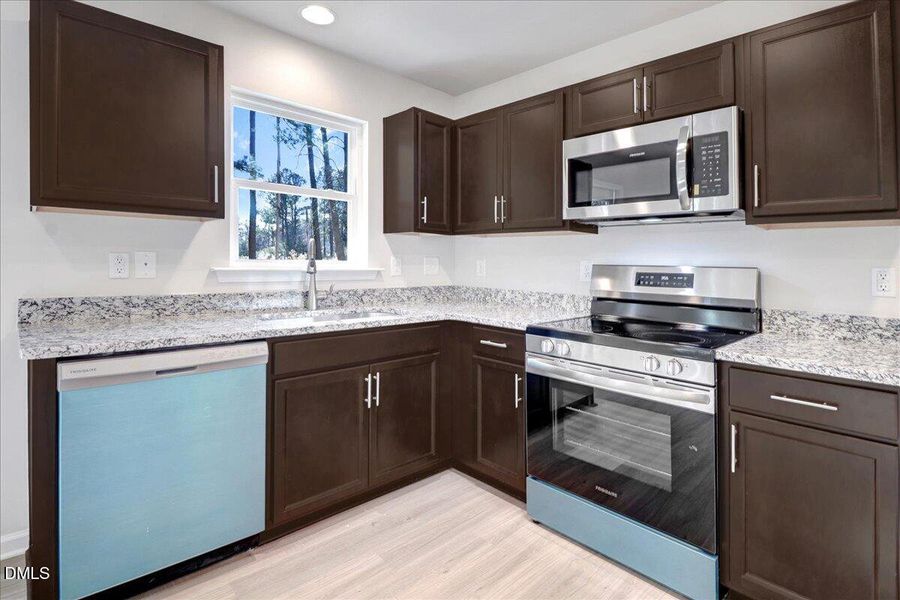 26-Close-up of kitchen granite counterto