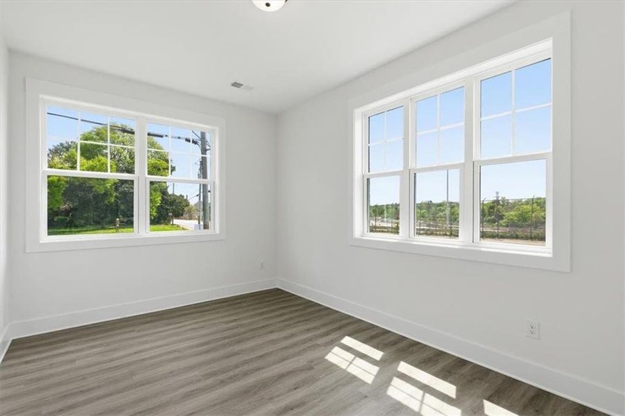 Spacious, unfurnished interior of a new home in , Atlanta (Image 29).