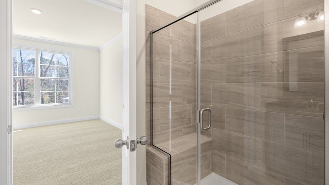 Image 16 of a home in Lybrook Village.