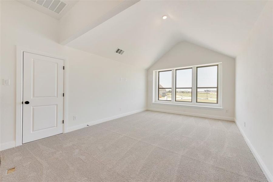 Spacious, unfurnished interior of a new home in Park Trails, Forney (Image 21). Spacious, unfurnished interior of a new home in Park Trails, Forney (Image 21).