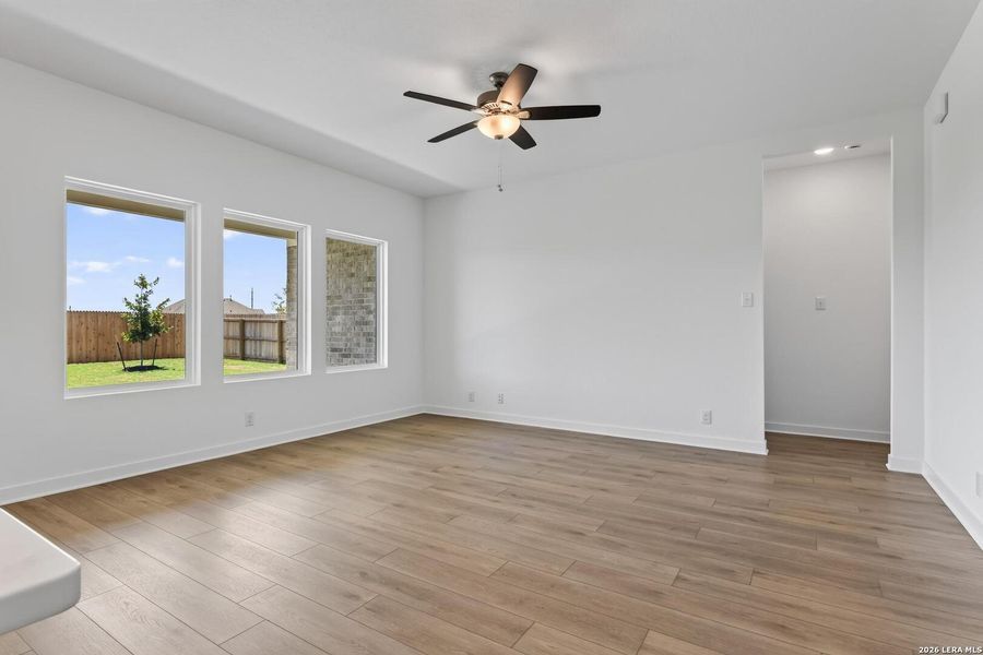 Spacious, unfurnished interior of a new home in Vista Ridge, Live Oak (Image 18). Spacious, unfurnished interior of a new home in Vista Ridge, Live Oak (Image 18).
