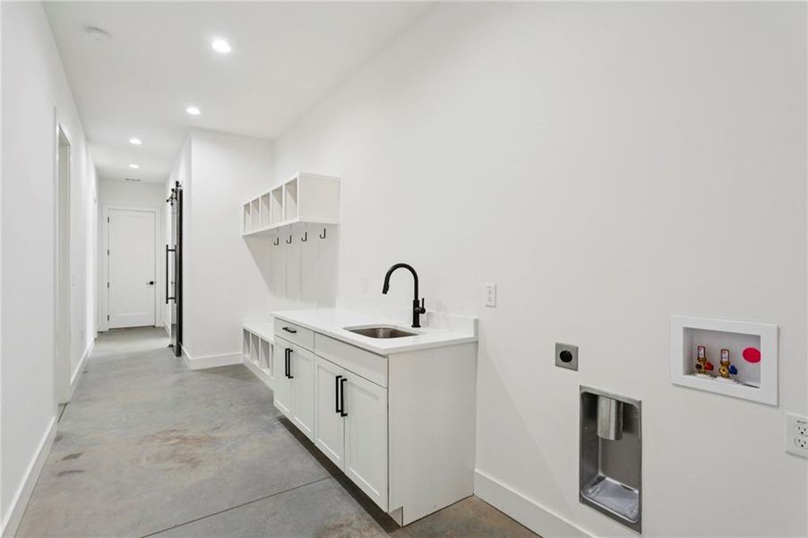 Furnished interior view inside a new home in , Marietta (Image 4).