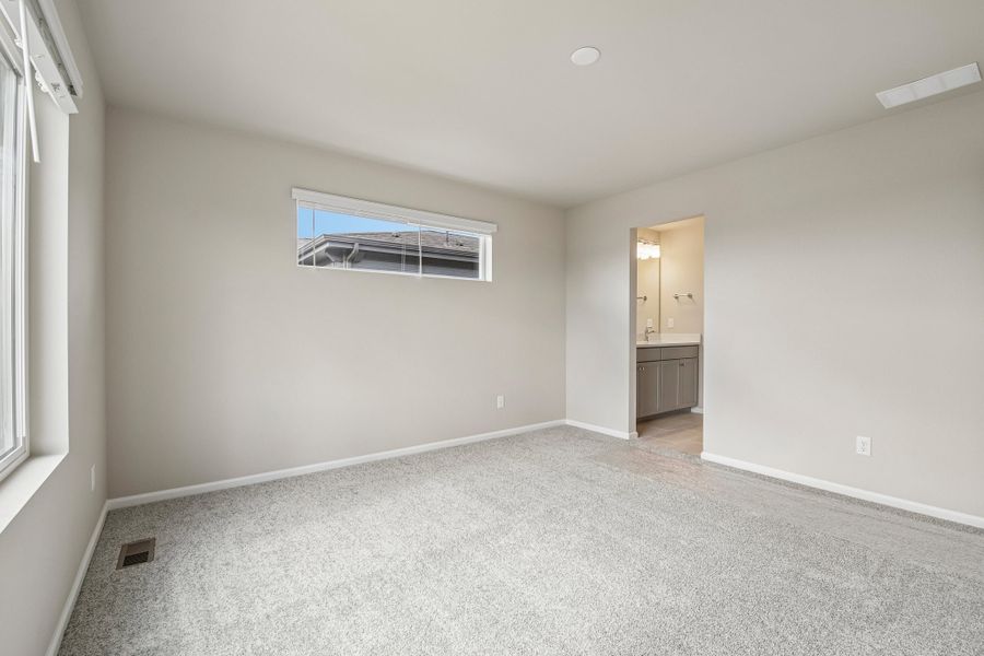 Spacious, unfurnished interior of a new home in Woodrose at Painted Prairie, Aurora (Image 10). Spacious, unfurnished interior of a new home in Woodrose at Painted Prairie, Aurora (Image 10).