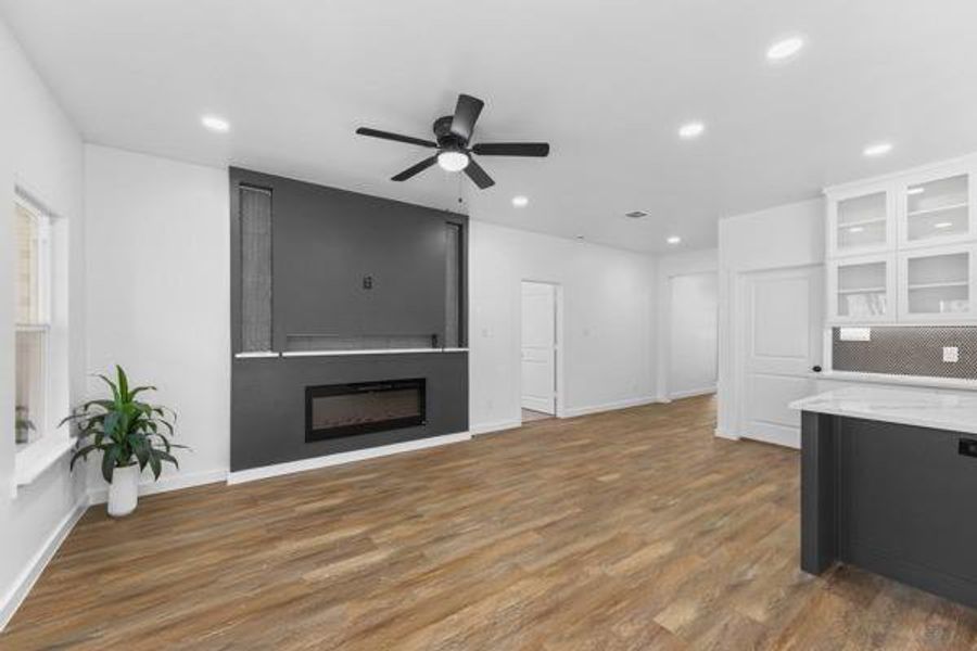 Spacious, unfurnished interior of a new home in , Trinidad (Image 29). Spacious, unfurnished interior of a new home in , Trinidad (Image 29).