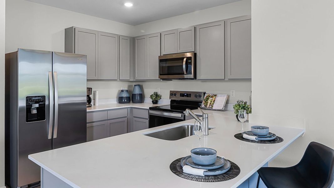 Furnished interior view inside a new home in Villamar, Winter Haven (Image 10).