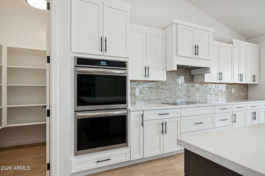 17-web-or-mls-20136-w-hazelwood-st