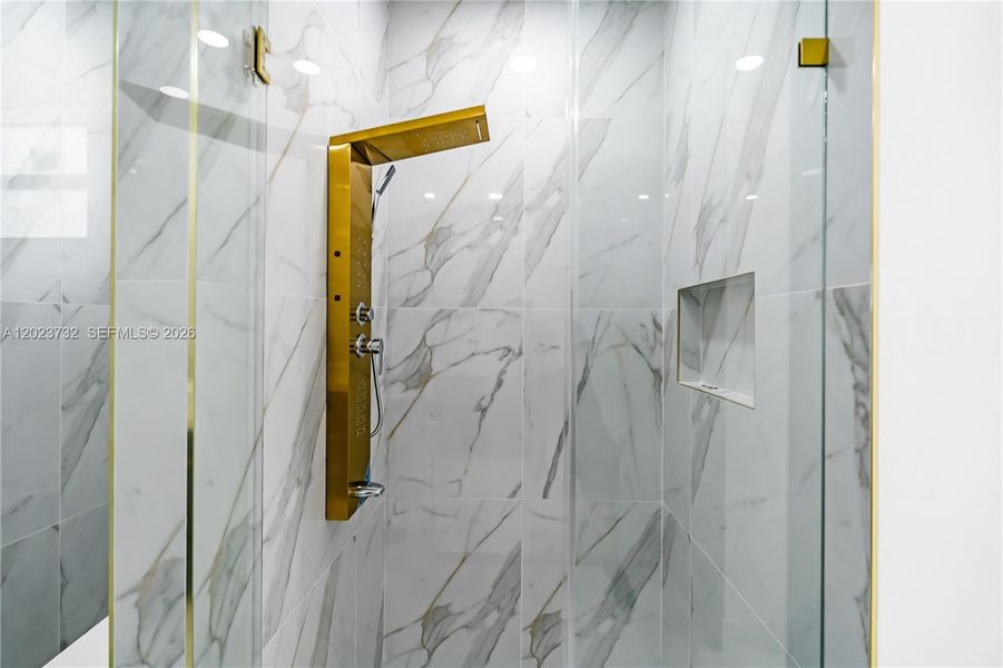 Close-up of interior finishes inside a home in , Lehigh Acres (Image 20).
