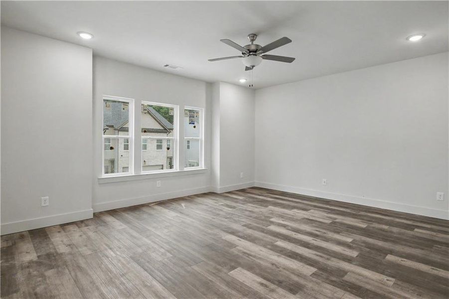 Spacious, unfurnished interior of a new home in , Norcross (Image 7).