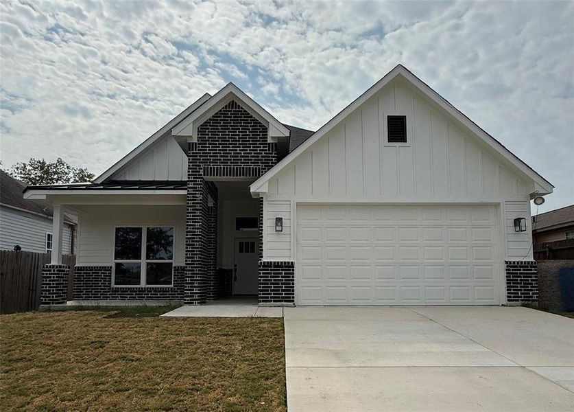 Front exterior of a new home in , Fort Worth, TX, highlighting curb appeal (Image 1). Front exterior of a new home in , Fort Worth, TX, highlighting curb appeal (Image 1).