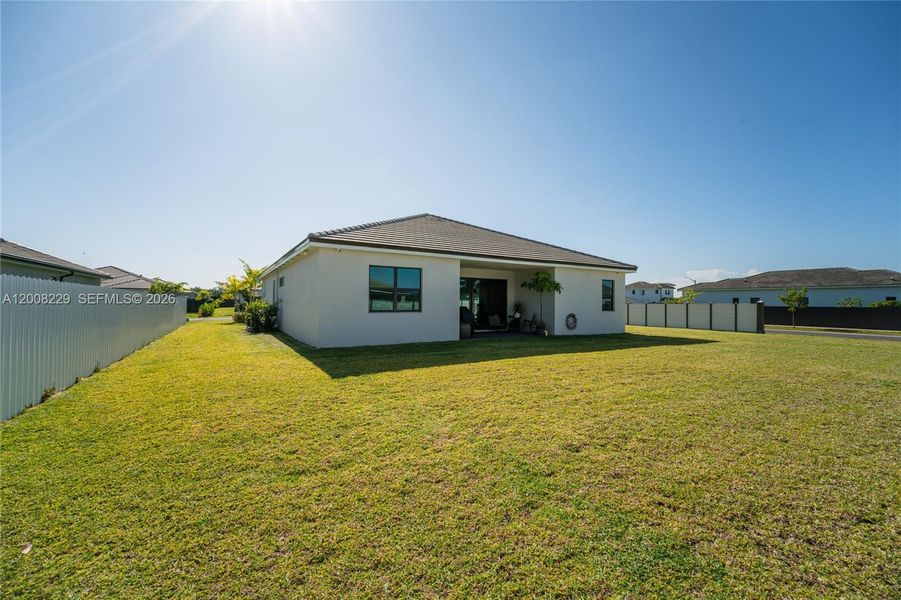 Exterior details and patio area of a home in , Homestead (Image 30).