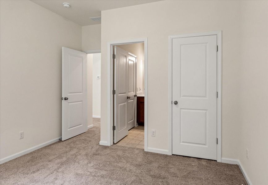Spacious, unfurnished interior of a new home in Oakley Pointe, Moncks Corner (Image 20). Spacious, unfurnished interior of a new home in Oakley Pointe, Moncks Corner (Image 20).