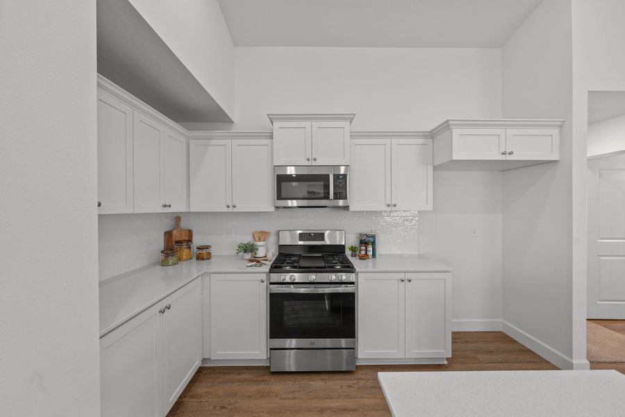 Furnished interior view inside a new home in Willowbrook, Madras (Image 28).