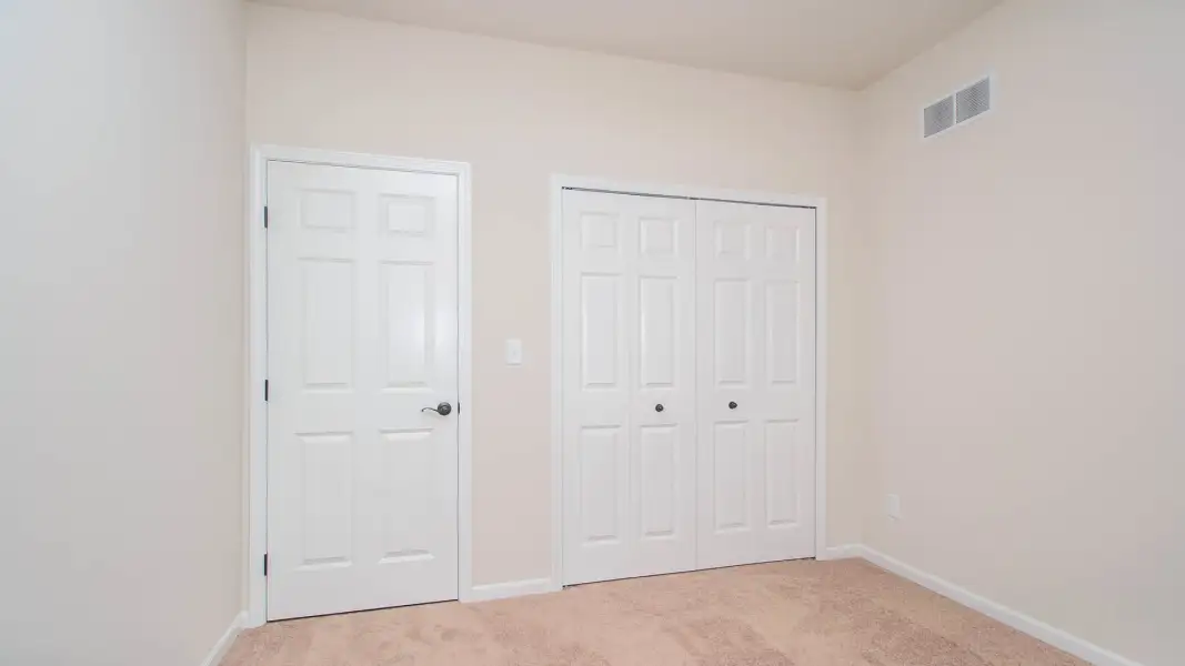 Representative unfurnished interior of a home built from the The Abington by Norfolk Homes in Offsite Builds Southern Michigan, Ann Arbor (Image 63).